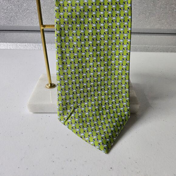Tommy Hilfiger Men's Tie 100%‎ Silk Green with Tiny Blue Crabs Novelty Print - Picture 1 of 6